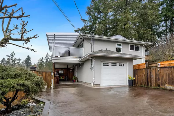 Central Saanich, BC V8M 1B5,926 Grilse Lane