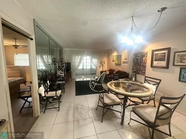 Margate, FL 33063,7867 Golf Circle Dr  #108