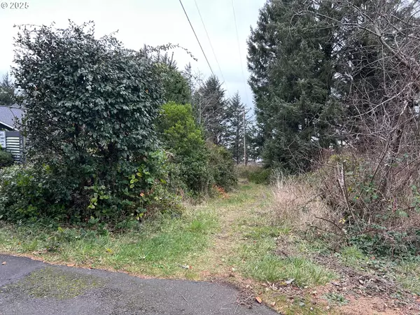 Waldport, OR 97394,1240 SW NORWOOD DR