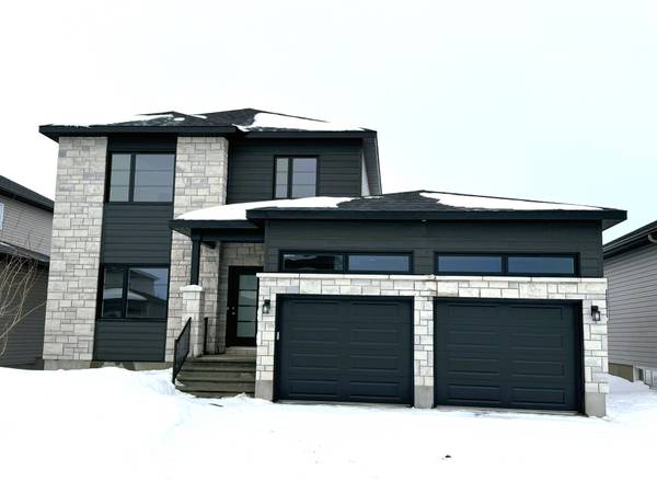 628 Geneva CRES, Russell, ON K0A 1W0