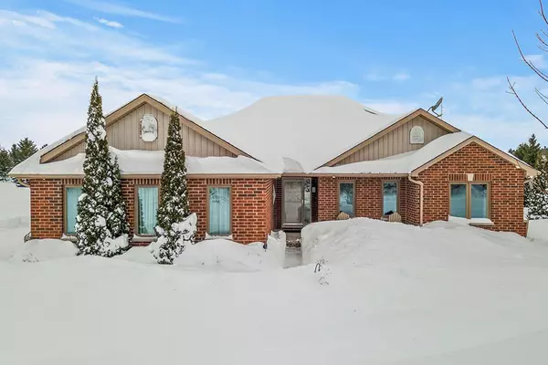 15 Mount Haven CRES, East Luther Grand Valley, ON L9W 5S6