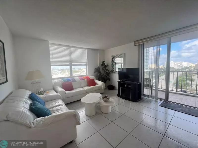 101 Briny Ave  #811, Pompano Beach, FL 33062