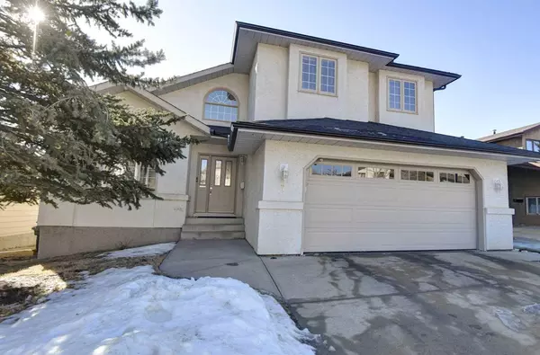 7 Edgeland RD NW, Calgary, AB T3A 3B4