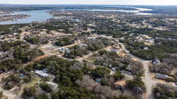 Granbury, TX 76048,910 Scenic Drive