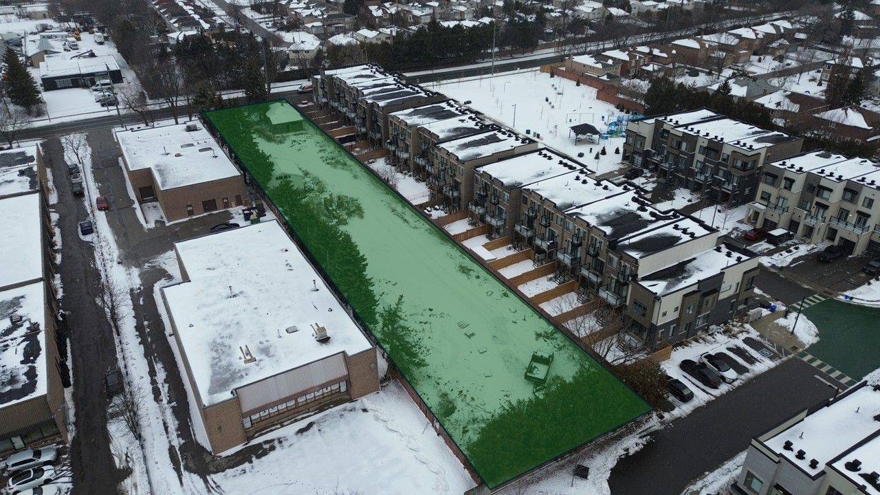 Markham, ON L3T 6K6,95 Green LN