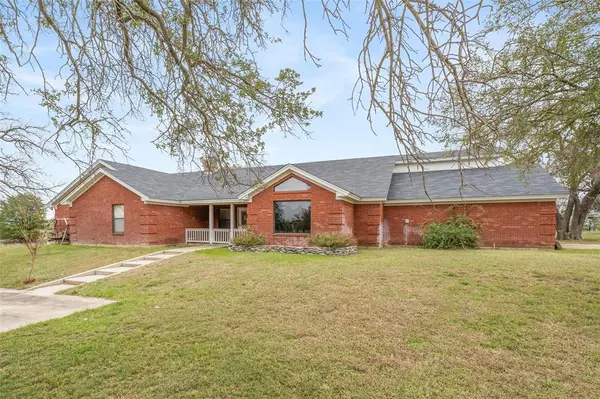 375 County Road 401, Comanche, TX 76442