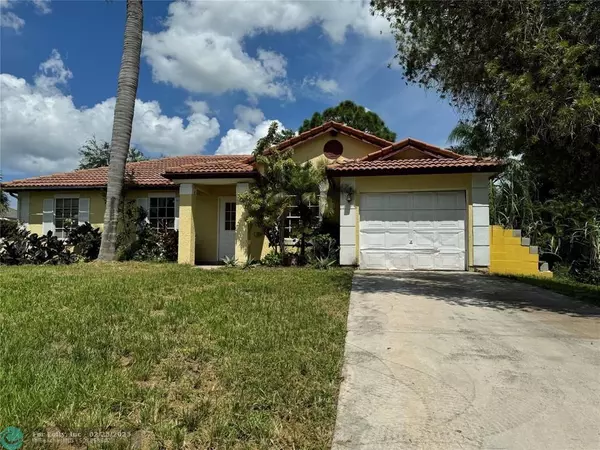 2417 SW SUMMIT ST, Port St Lucie, FL 34984