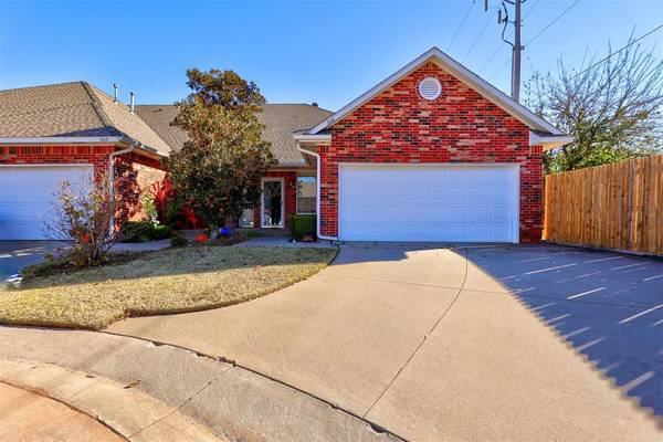 500 N Russell Terrace, Mustang, OK 73064