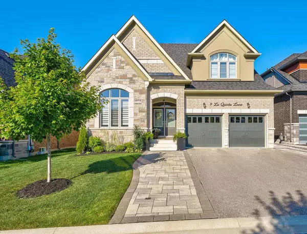 9 La Quinta LN, Newmarket, ON L3Y 0E2