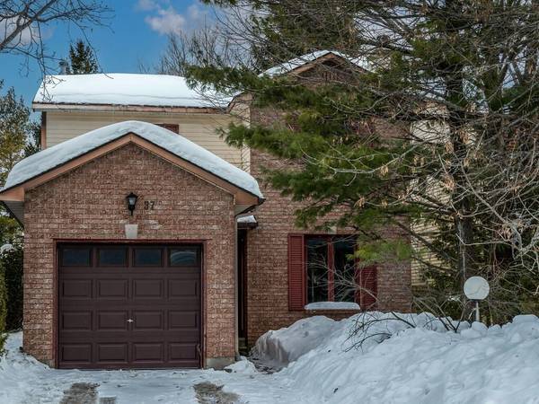 37 Denham WAY, Stittsville - Munster - Richmond, ON K2S 1H5