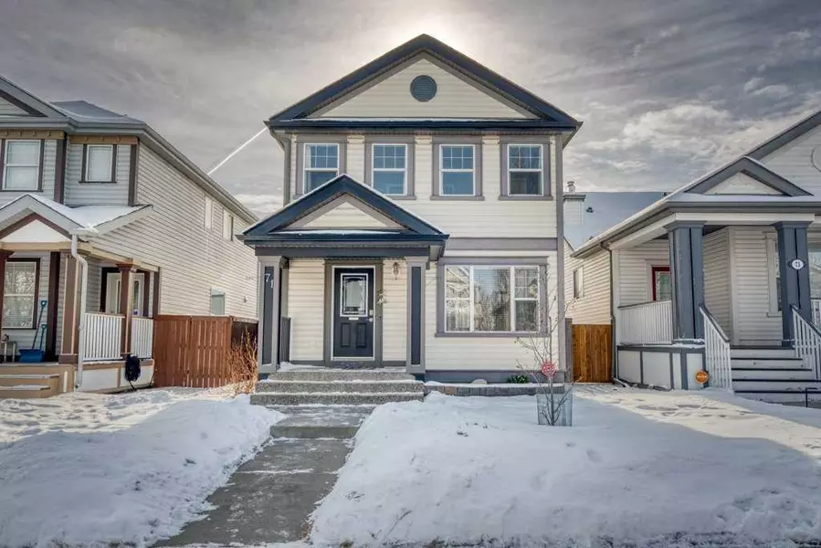 71 Copperfield HTS Southeast, Calgary, AB T2Z 4R5