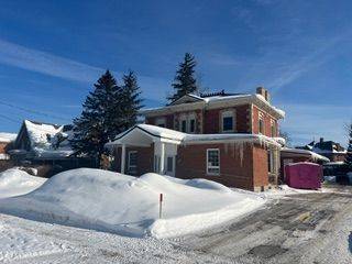 69 Denmark ST #1, Meaford, ON N4L 1B9