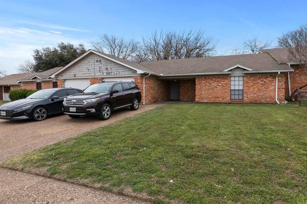 321 Asbury Drive, Saginaw, TX 76179