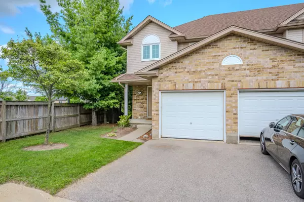 Guelph, ON N1E 7M6,31 Schroder CRES #31