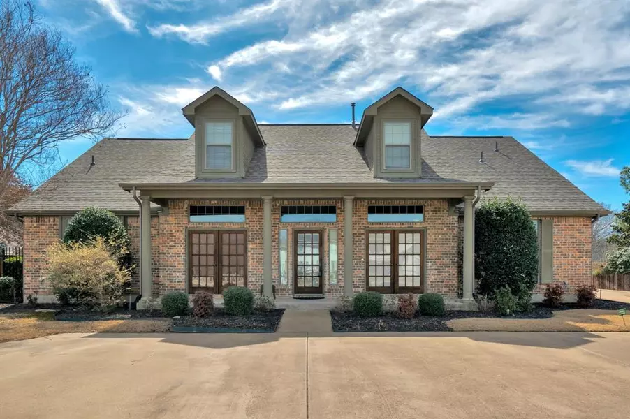 219 Cheek Sparger Road, Colleyville, TX 76034