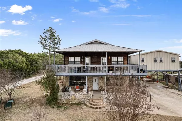 128 Keskey Road, Blum, TX 76627