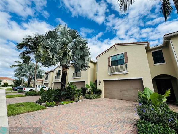 10190 Akenside Dr, Boca Raton, FL 33428