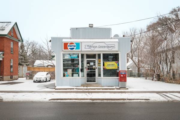 634 Chamberlain ST, Peterborough, ON K9J 4M1