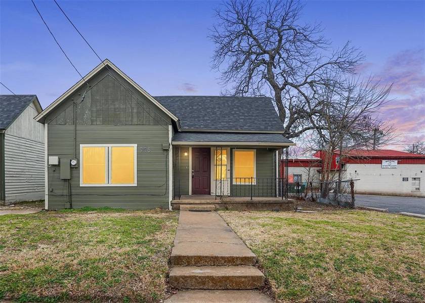 906 E Houston Street, Sherman, TX 75092