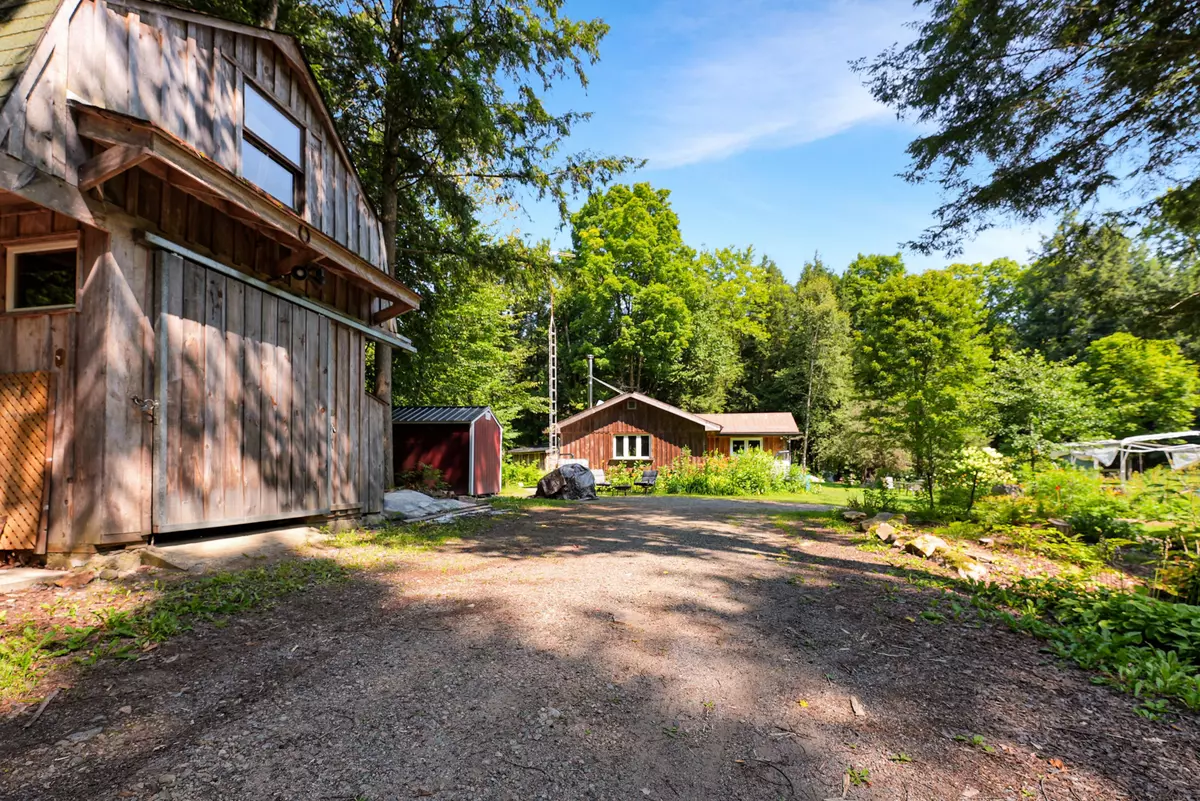 Algonquin Highlands, ON K0M 1J1,1842 Buckslide RD