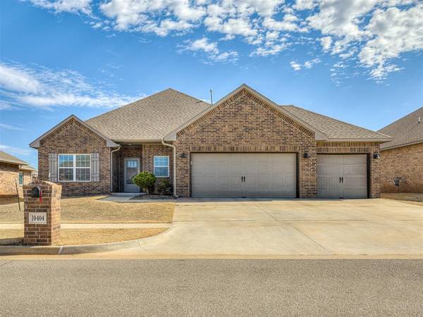 10404 Lightning Creek Drive, Yukon, OK 73099