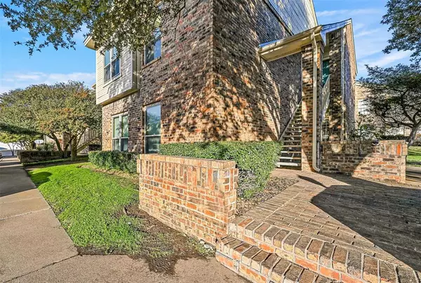 3100 Devonshire Drive #209, Plano, TX 75075