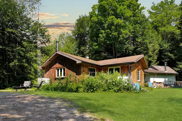 Algonquin Highlands, ON K0M 1J1,1842 Buckslide RD