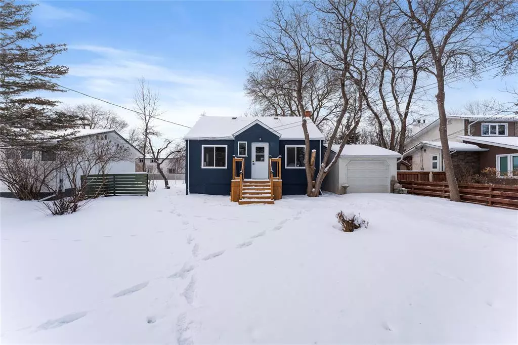 Winnipeg, MB R3R 1H5,580 Community ROW