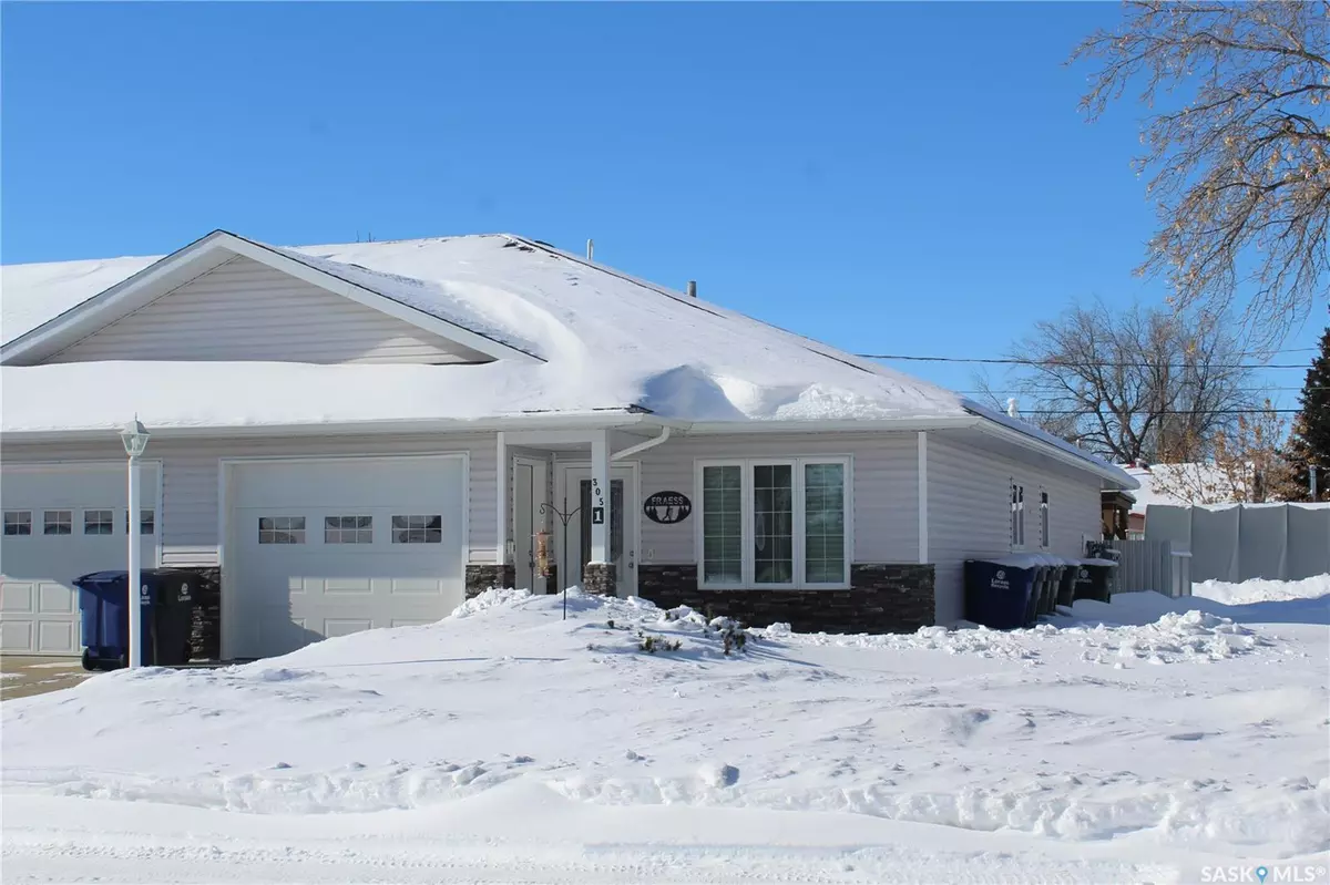 Wilkie, SK S0K 4W0,305 5th STREET E #1