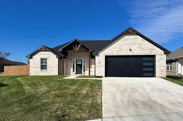 2903 Cardinal Drive, Ennis, TX 75119