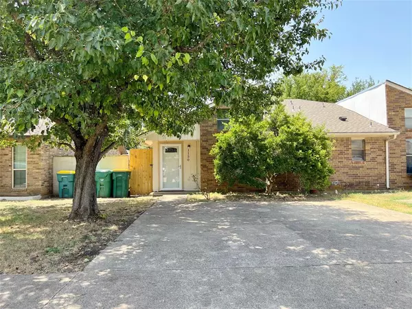 1150 Suburban Street, Cedar Hill, TX 75104