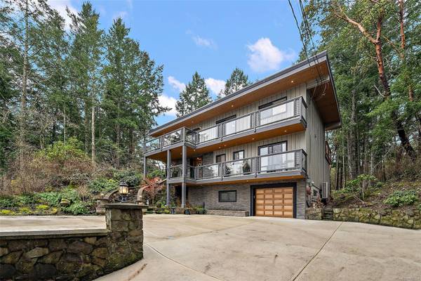 10920 Inwood Rd, North Saanich, BC V8L 5H9