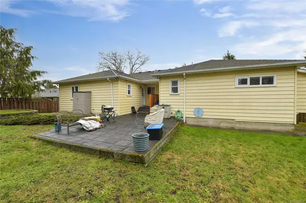 Oak Bay, BC V8R 2H1,2130/2136 FAIR St