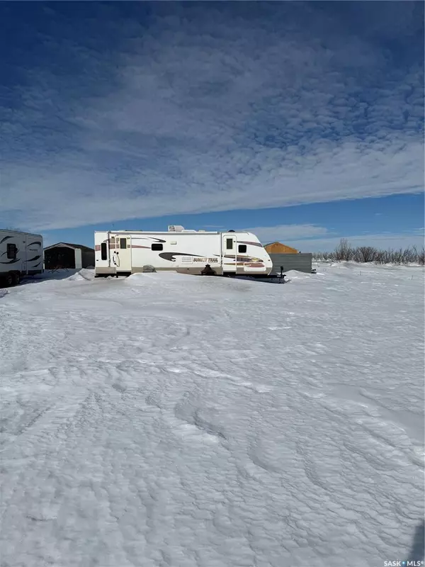 16 Rural Address, Uhl's Bay, SK S0G 4V0