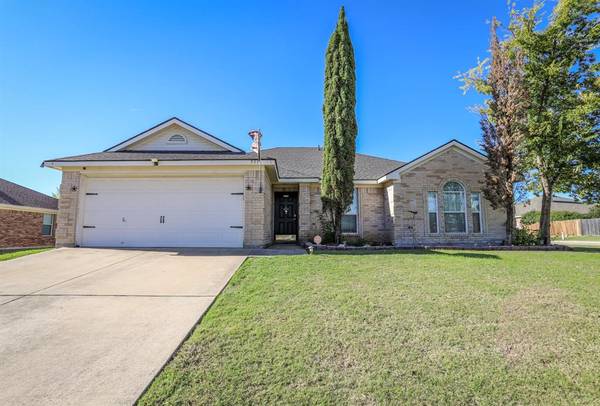 533 Reagan Lane, Burleson, TX 76028