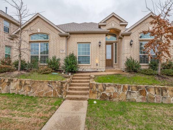 628 Castle, Desoto, TX 75115