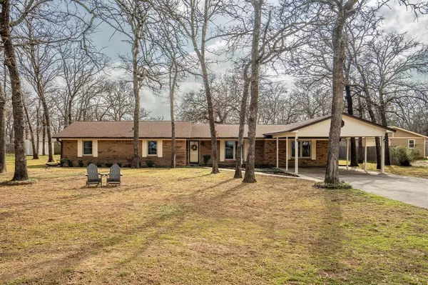 207 Kruger Road, Krugerville, TX 76227