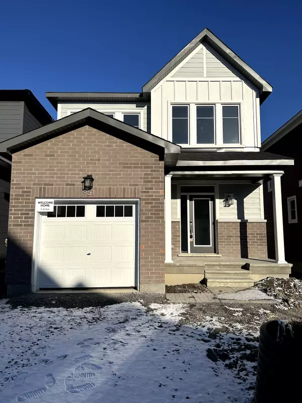 Stittsville - Munster - Richmond, ON K0A 2Z0,951 Seagrave LN