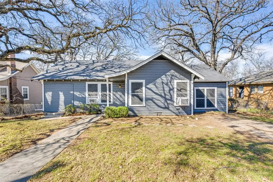 2309 N Locust Street, Denton, TX 76209