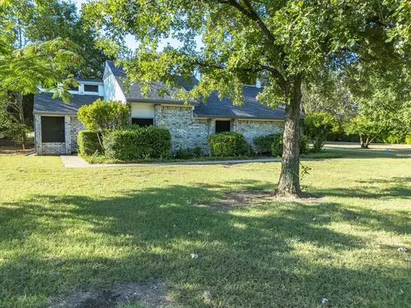 Palmer, TX 75152,209 Southwick Drive