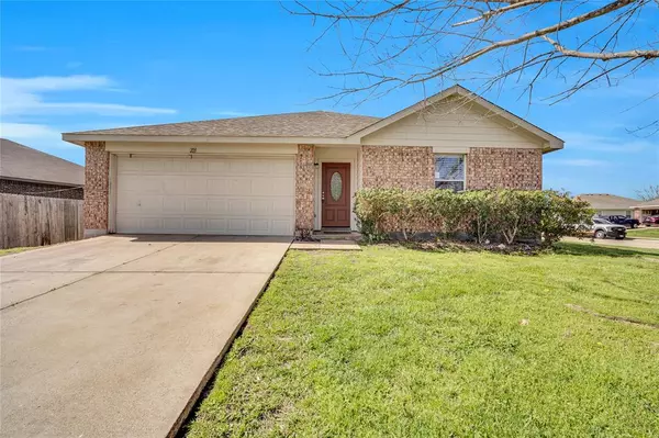 221 Meadowcrest Drive,  Terrell,  TX 75160