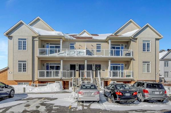 107 Artesa Private PT #C, Kanata, ON K2S 0J8