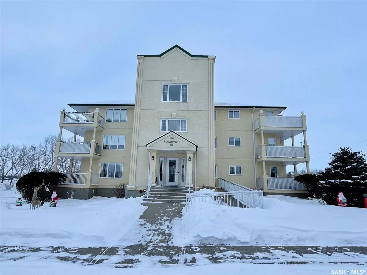 Moose Jaw, SK S6H 0L6,605 3rd AVENUE NE #204