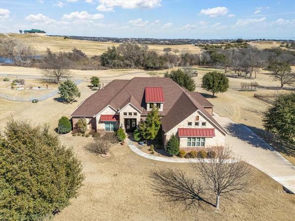 185 Pinnacle Peak Lane, Weatherford, TX 76087