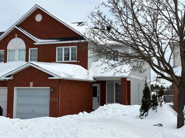 4652 Ogilvie Walk CRES, Cyrville - Carson Grove - Pineview, ON K1J 1G8