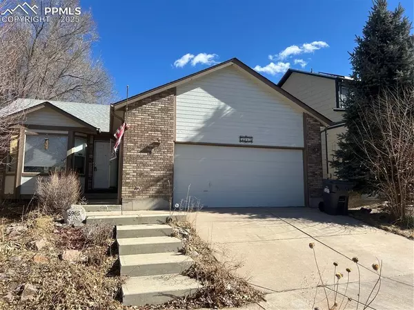 5965 Corinth DR, Colorado Springs, CO 80923