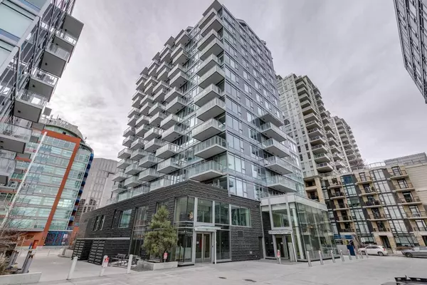 Calgary, AB T2P1K7,108 Waterfront CT Southwest #1404