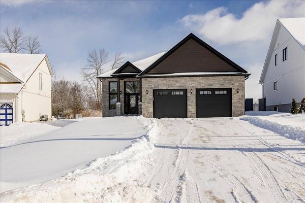 849 Trivetts RD, Georgina, ON L4P 0S2