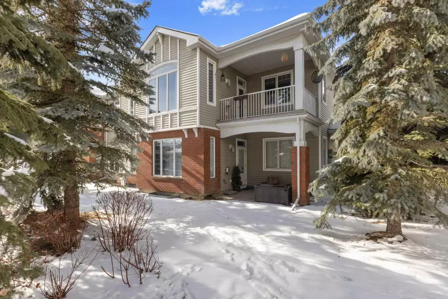 8000 Wentworth DR Southwest #302, Calgary, AB T3H 5K8