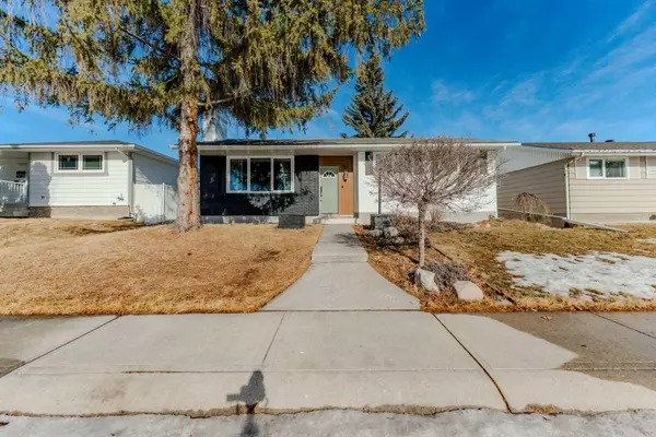 1183 Lake Huron CRES SE, Calgary, AB T2J 3E8